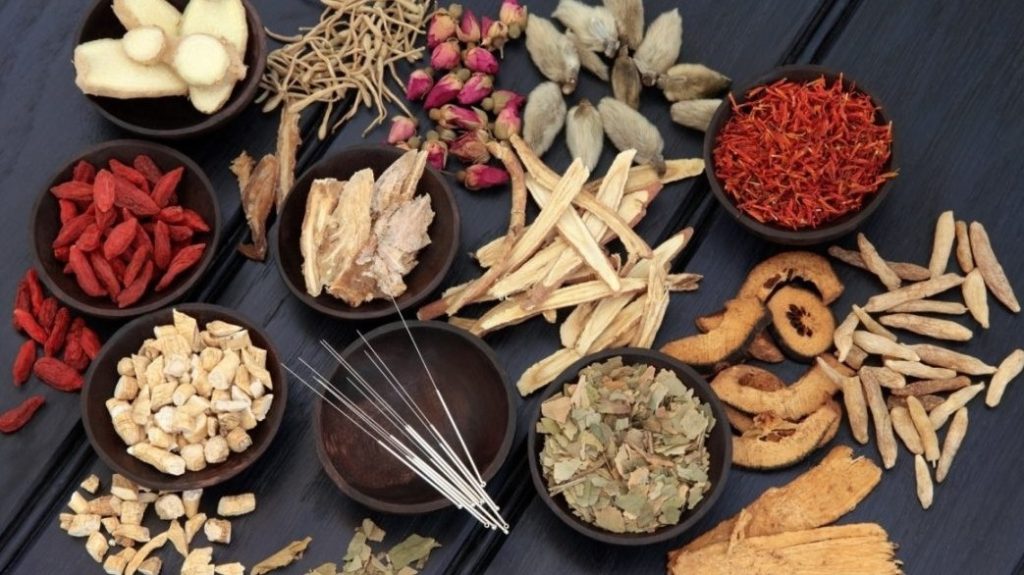 Trị dứt đầy bụng khó tiêu nhờ Đông Y